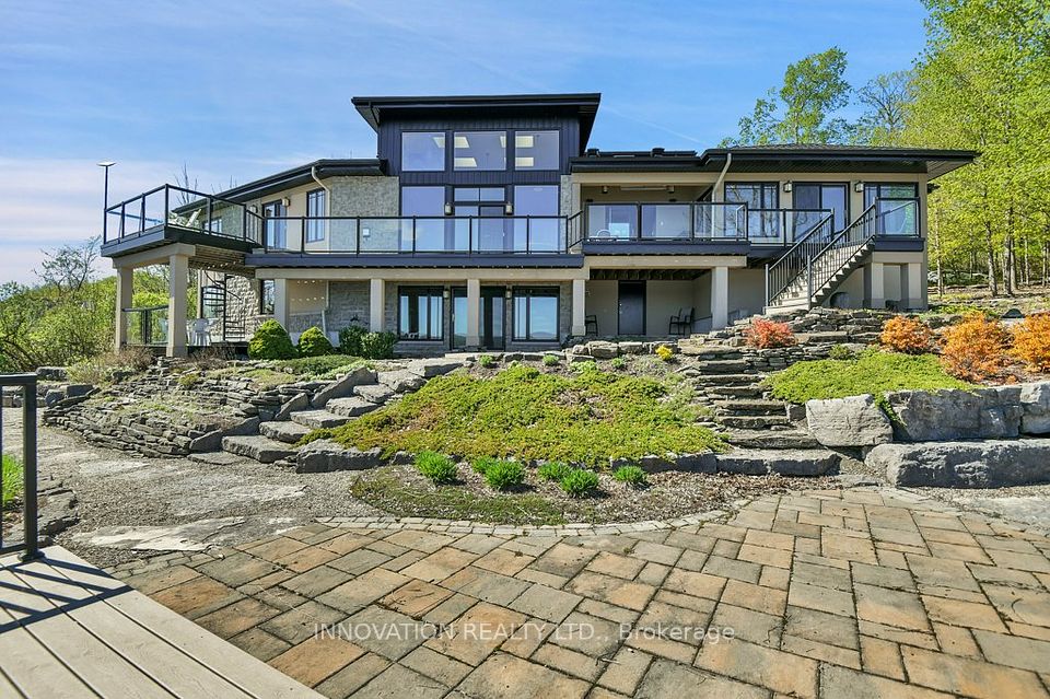 325 Berry Side
