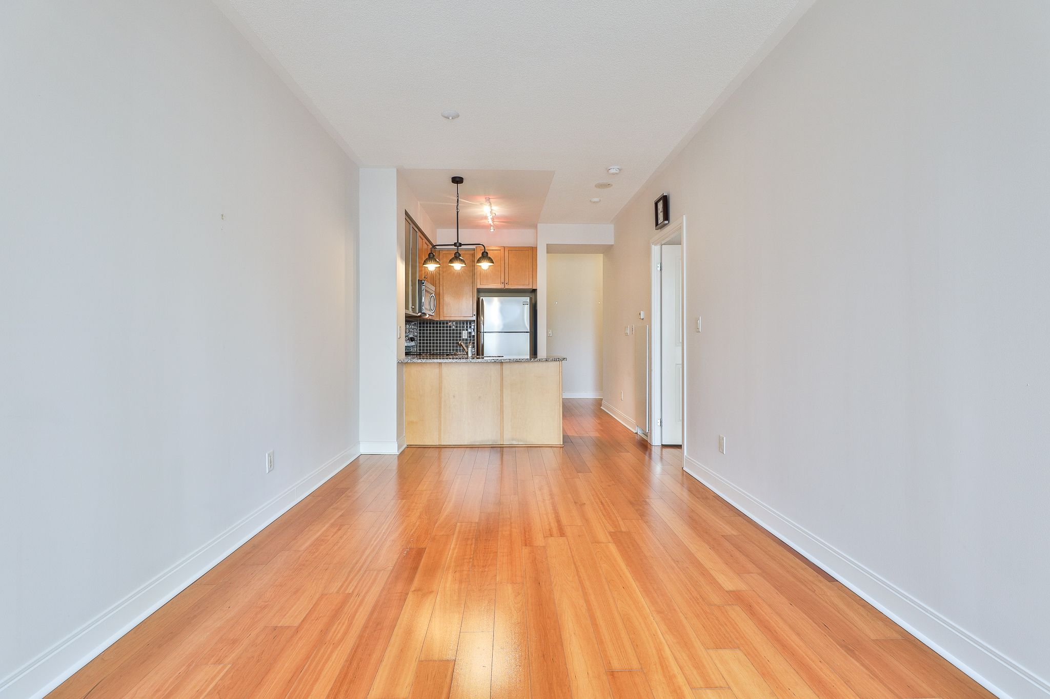 18 Yorkville Avenue 318