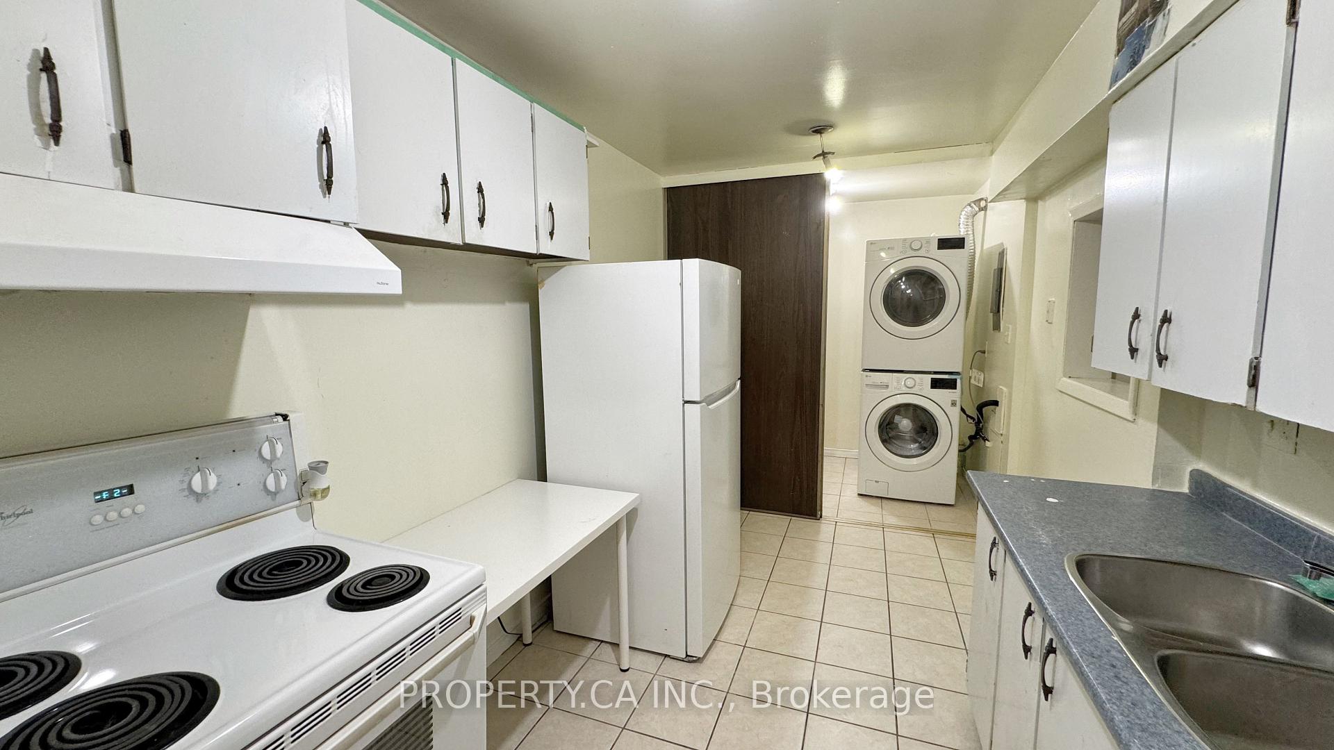3 Bedrooms Condo at 320 Dixon, Toronto For sale