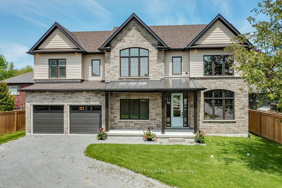 28 St. George Street, Georgina, ON L0E 1L0