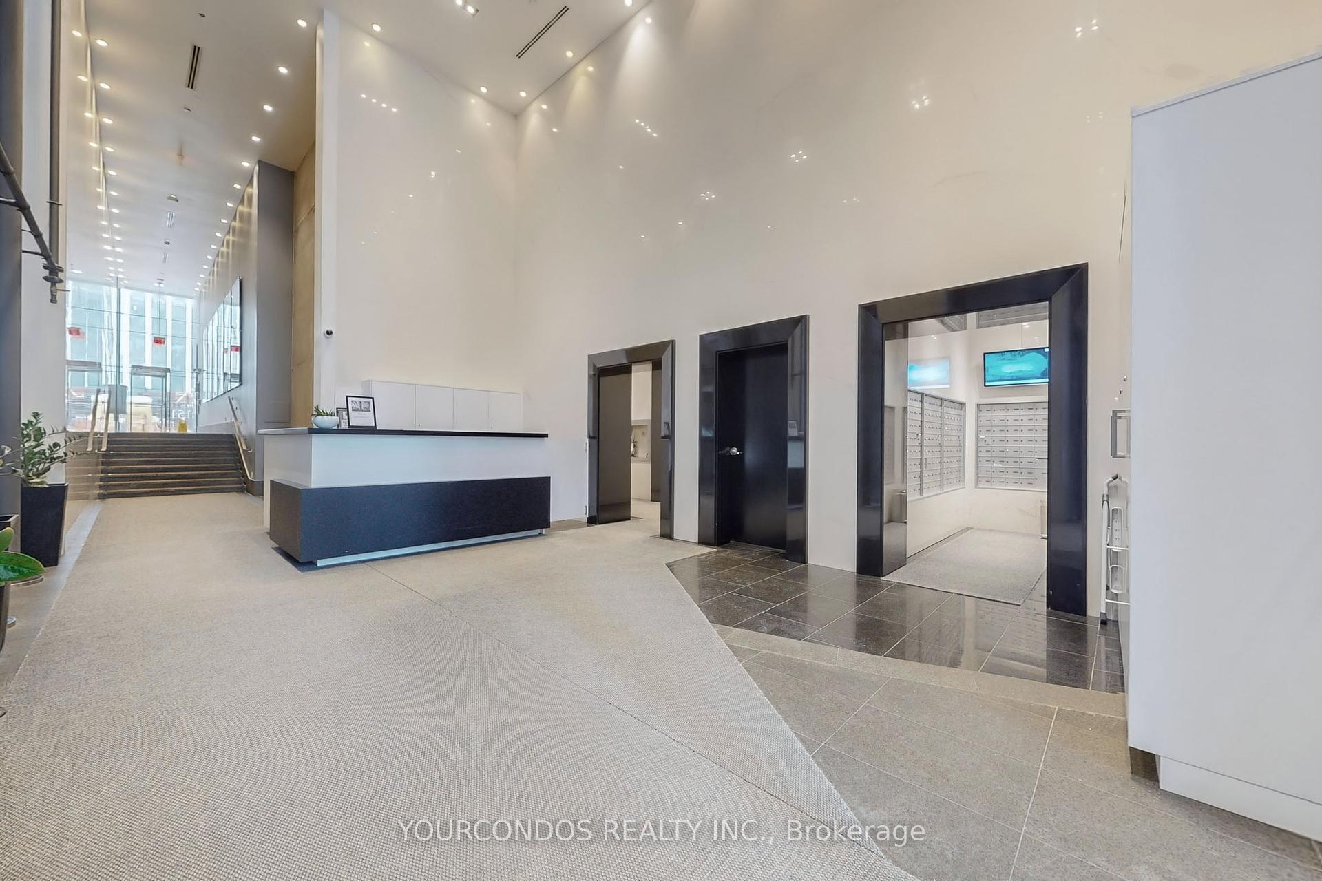 2 Bedrooms Condo at 224 King, Toronto For sale