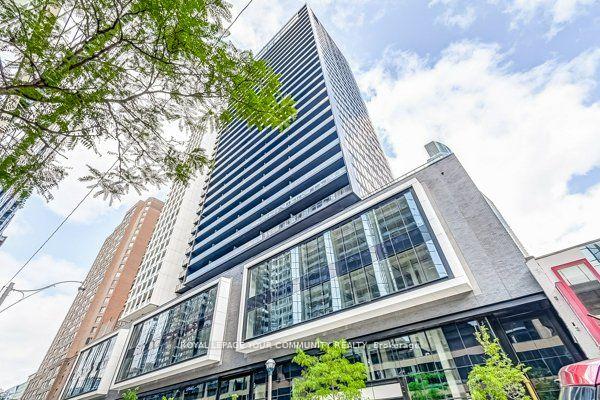 3 Bedrooms Condo at 20 Edward, Toronto For sale