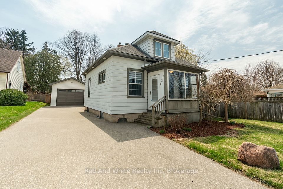227 Bridgeport