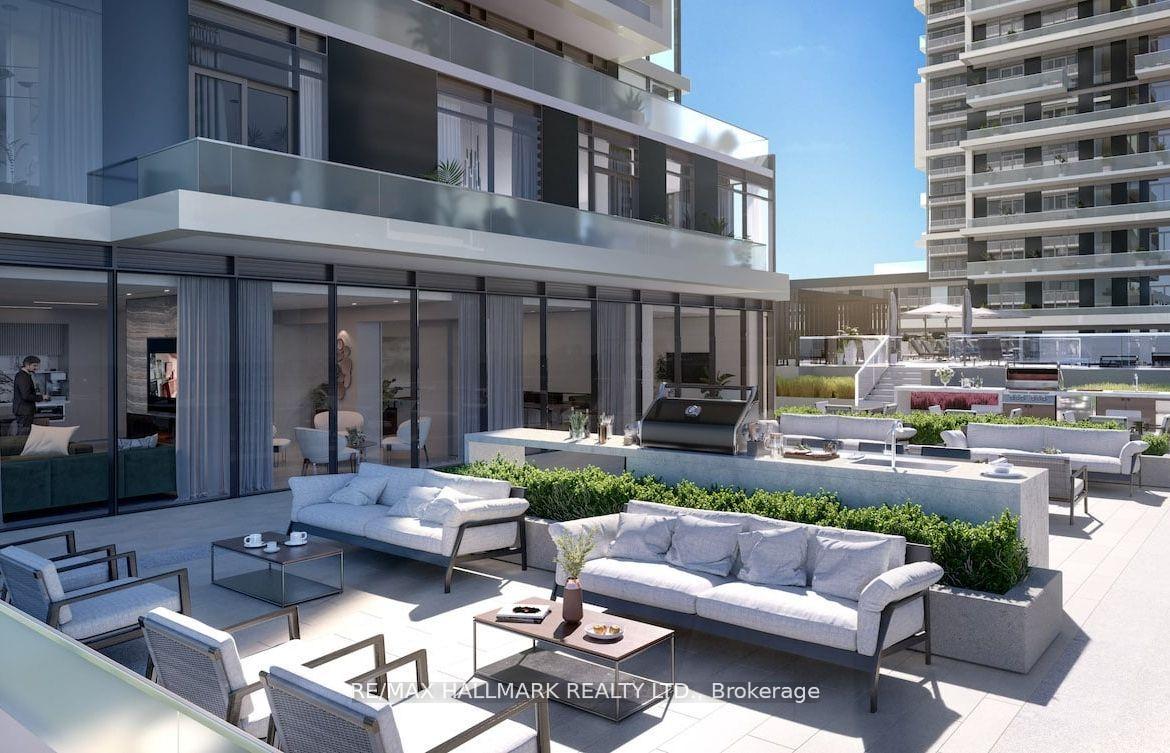2 Bedrooms Condo at 7 Golden Lion,  Toronto For sale