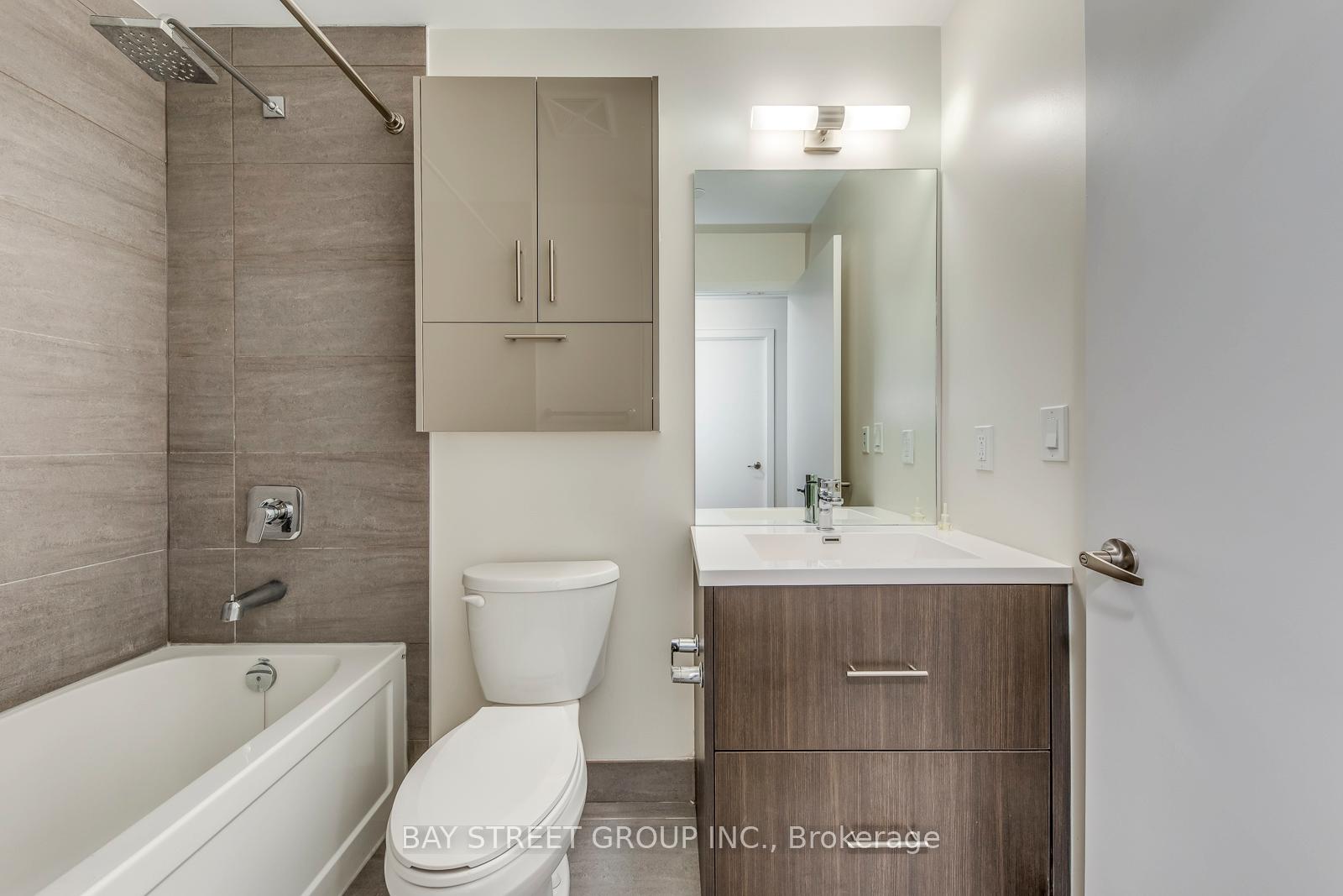 2 Bedrooms Condo at 188 Fairview Mall, Toronto For sale