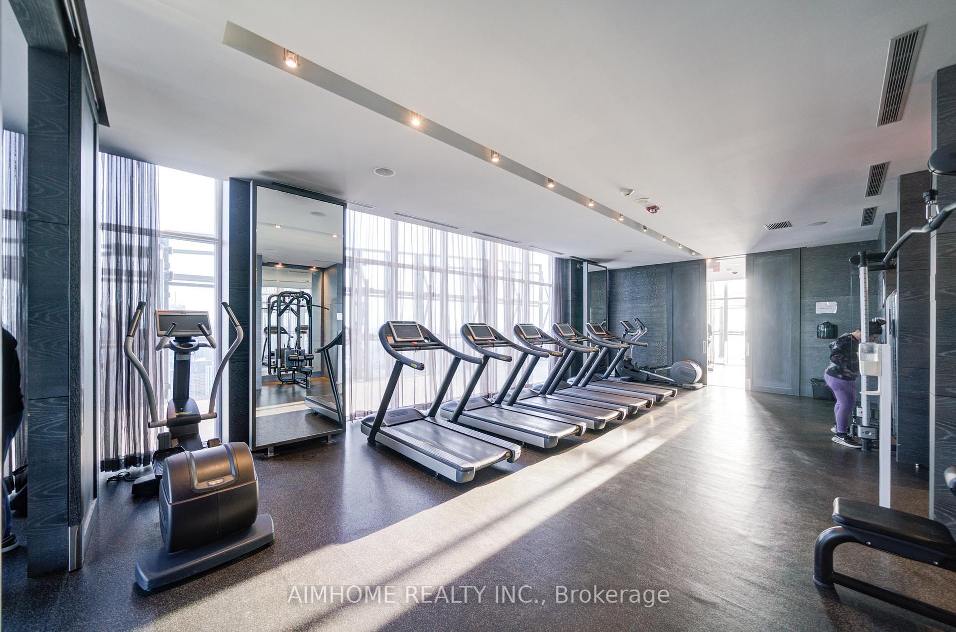 2 Bedrooms Condo at 1080 Bay, Toronto For sale
