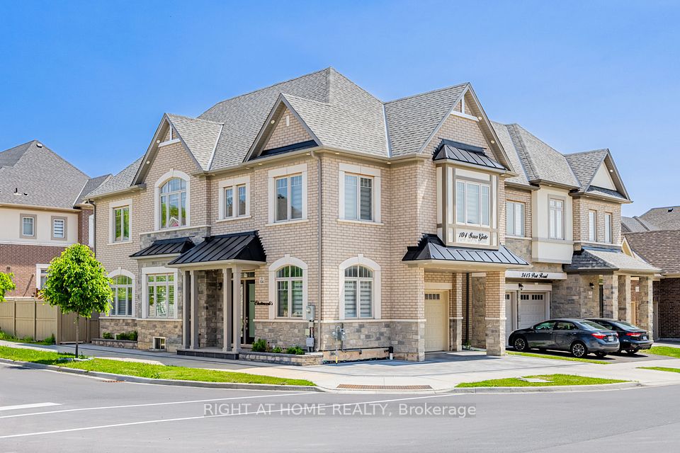 104 Sora Gate, Oakville, ON L6H 0Y4