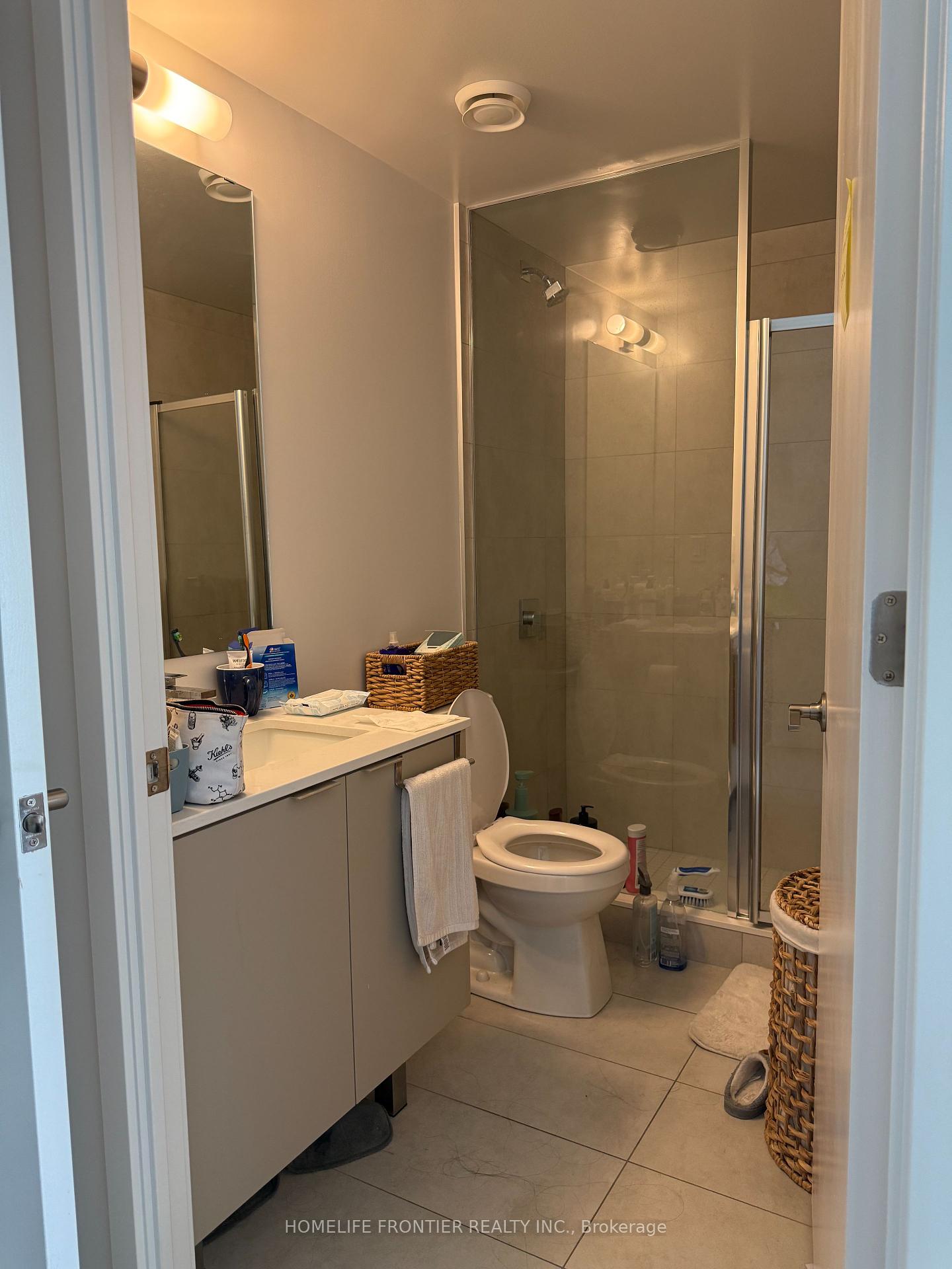 3 Bedrooms Condo at 8 Tippett, Toronto For sale