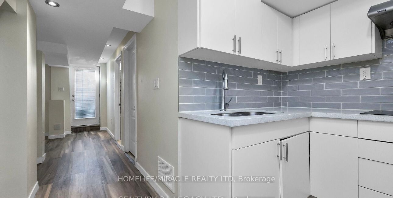 1686 Samuelson Circle, #Lower