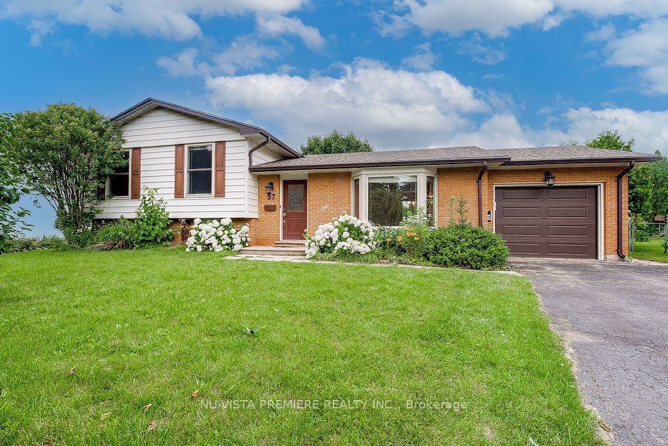 57 McTaggart Crescent, London North, ON N5X 2E2