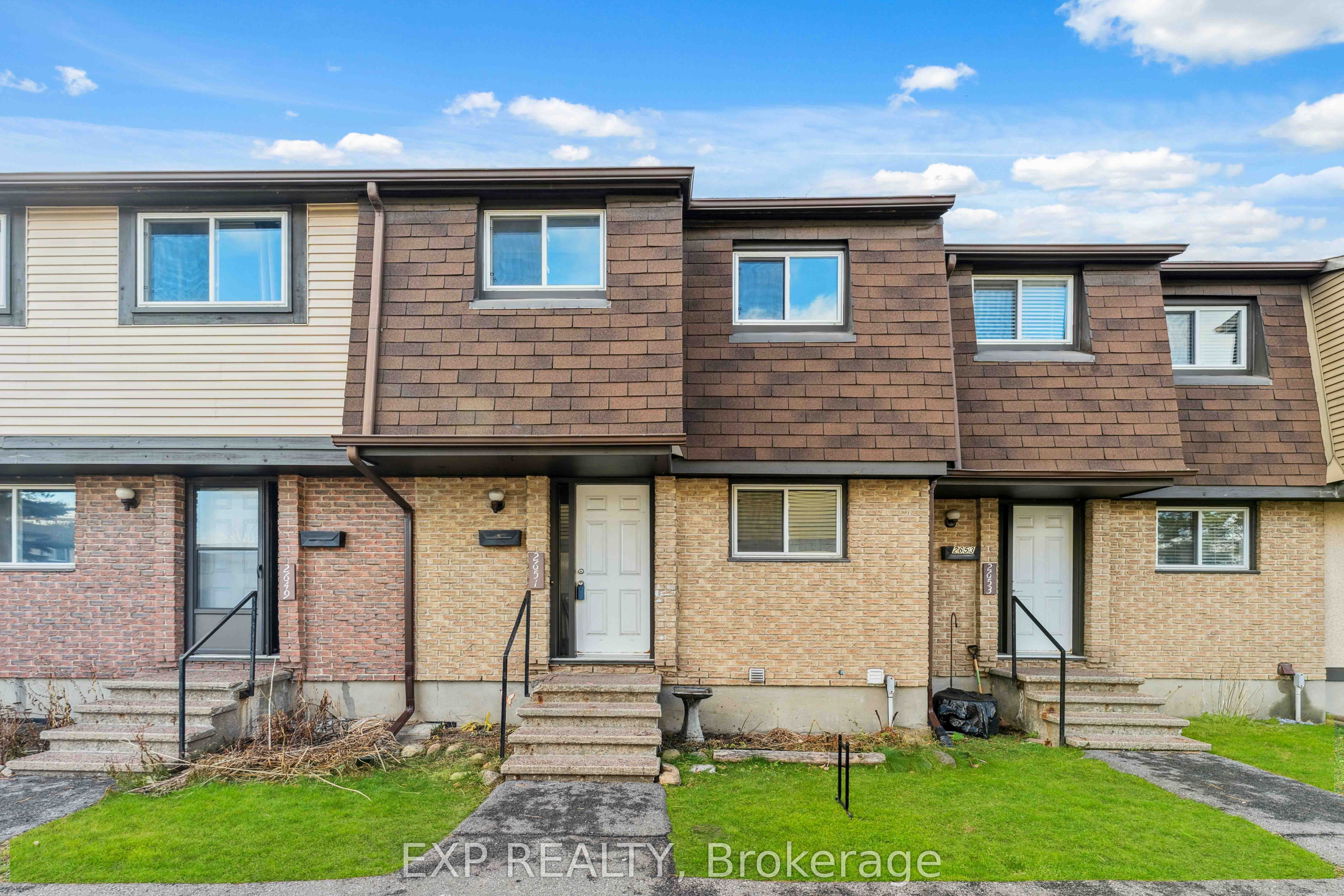 2651 PIMLICO Crescent, BlossomParkAirportandArea, ON K2G 4E7