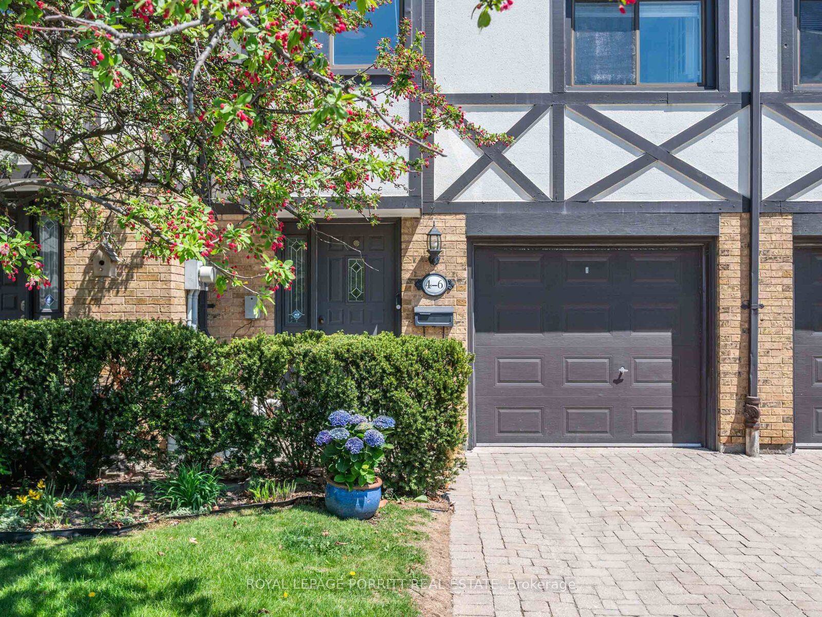 4 Bradbrook Road, #6