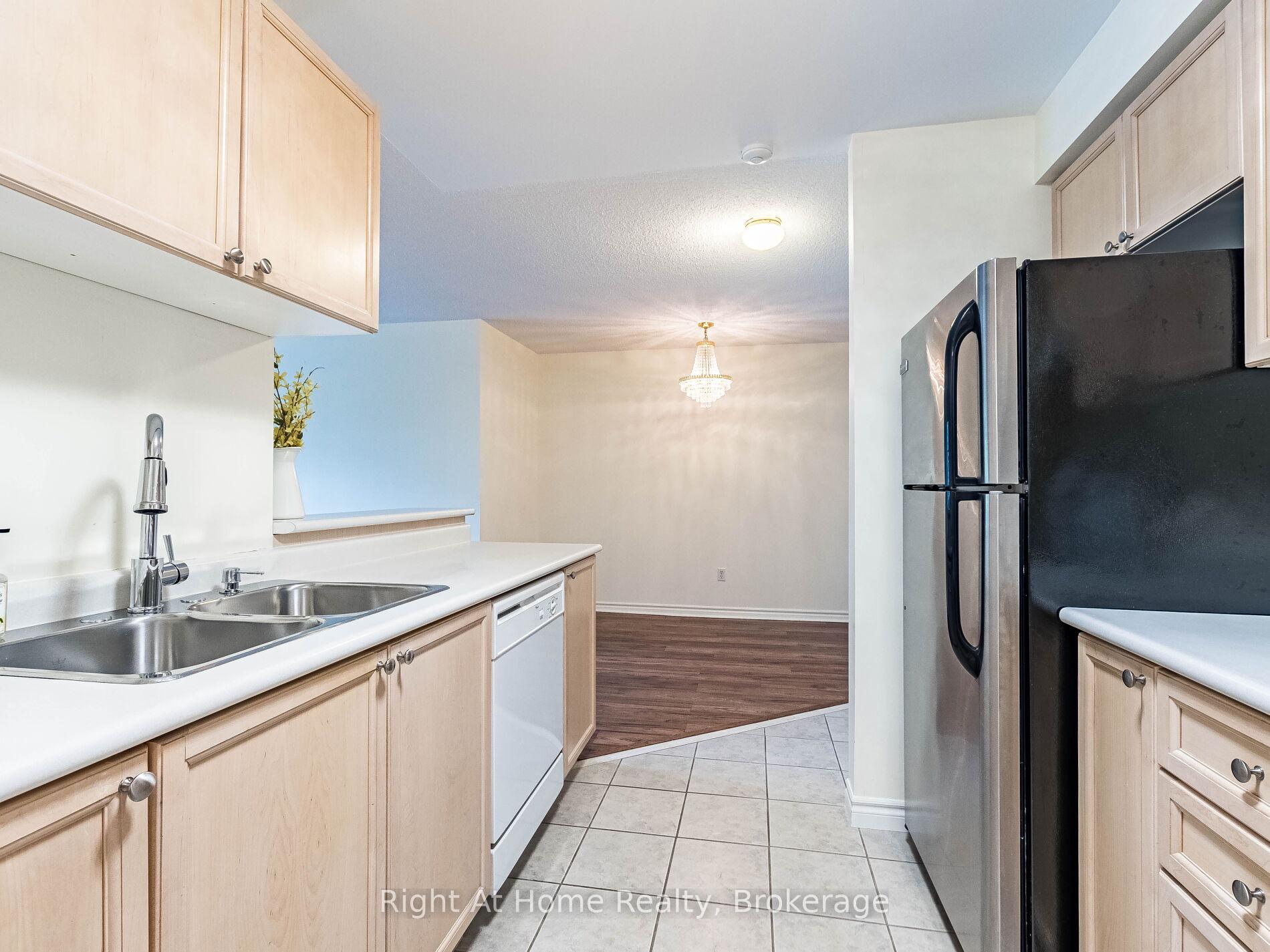 1 Bedroom Condo at 2300 Parkhaven, Oakville For sale