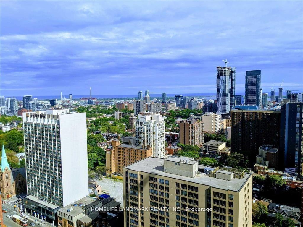 2 Bedrooms Condo at 85 Wood, Toronto For sale