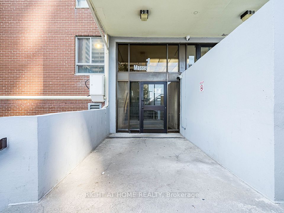 #1208 - 1 Massey Square, Toronto, ON M4C 5L4