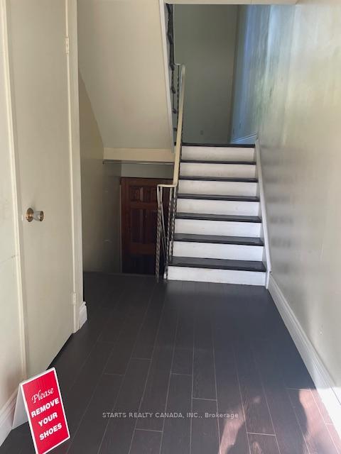 3 Bedrooms Condo at 91 Scenic Mill,  Toronto For sale