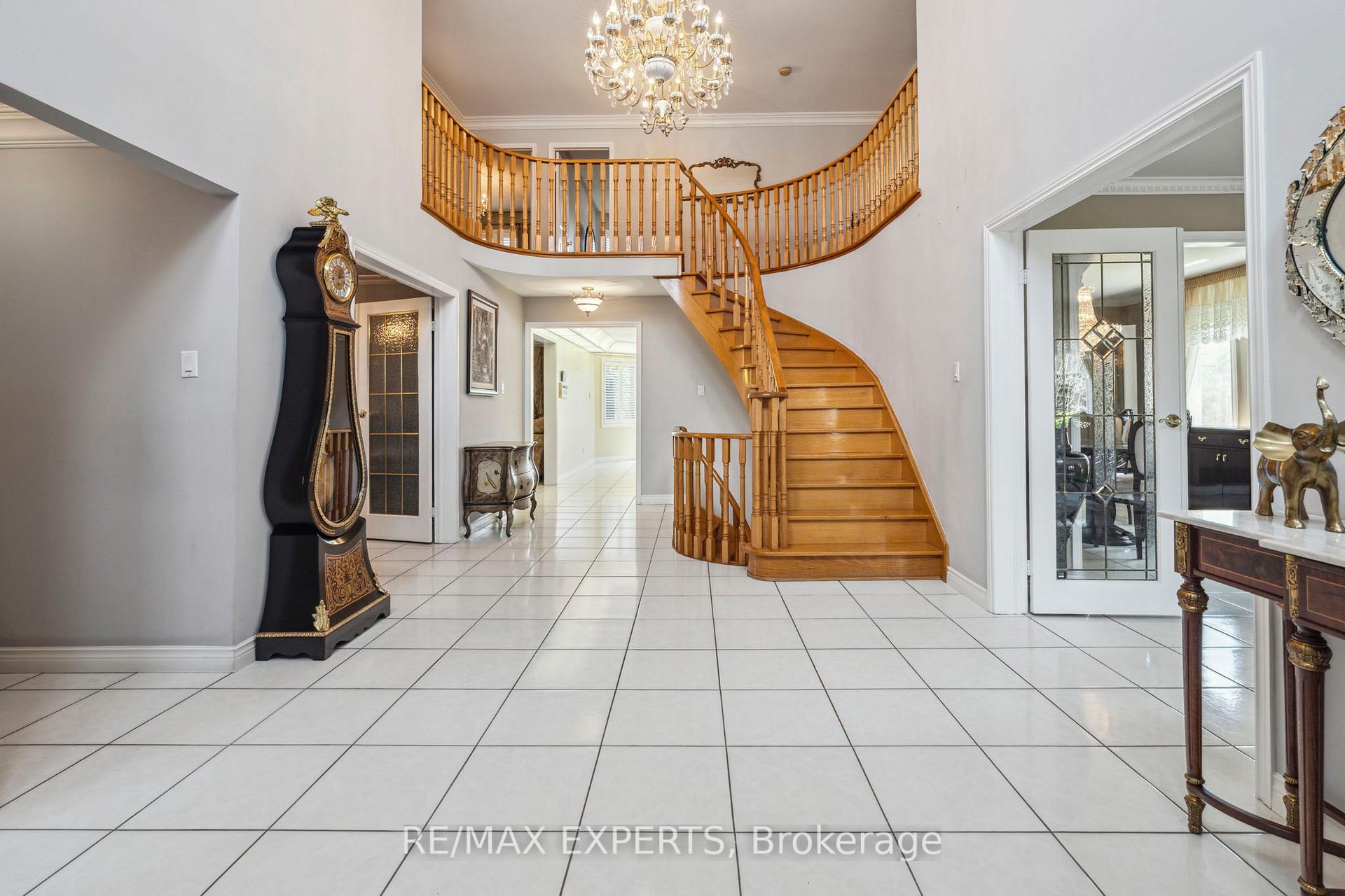3623 East Park Court