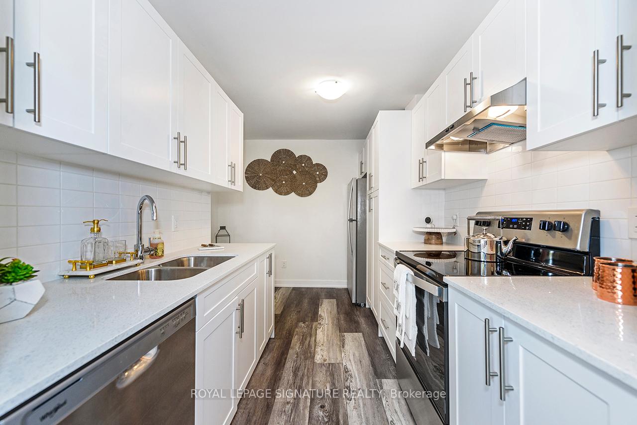 3 Bedrooms Condo at 1444 Upper Ottawa, Hamilton For sale