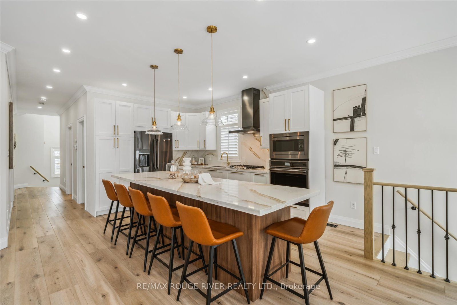 448 West Scugog Lane