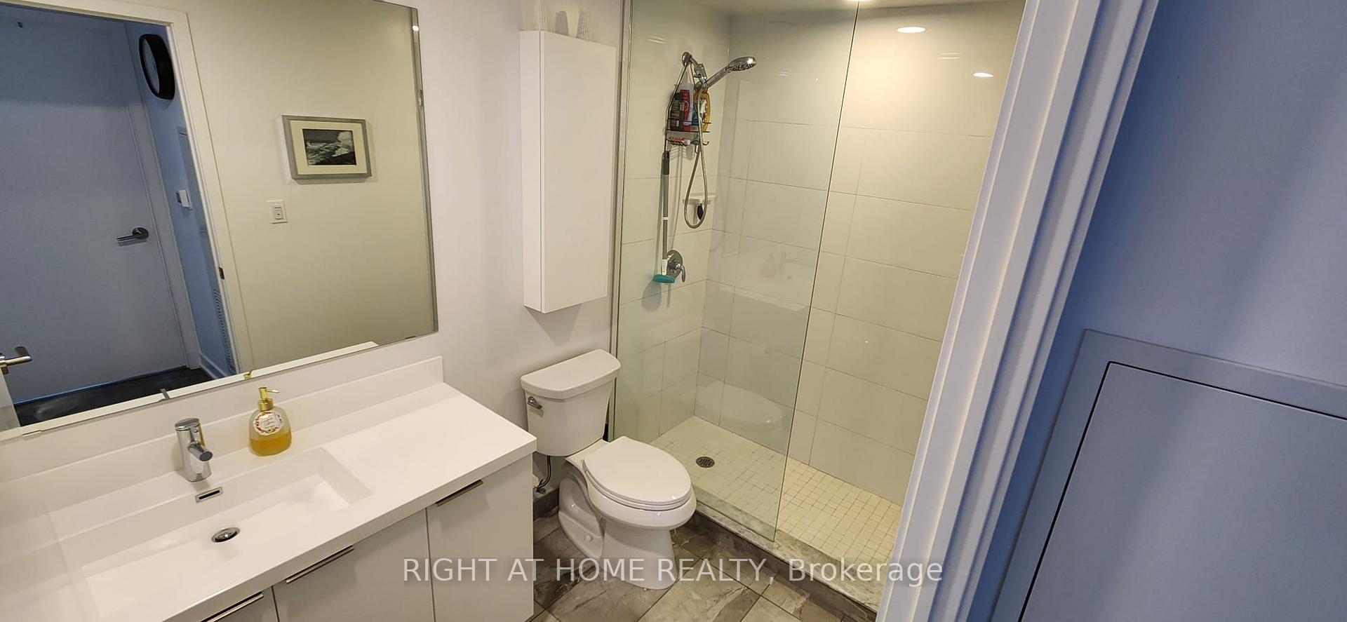 3 Bedrooms Condo at 20 O’Neill, Toronto For sale