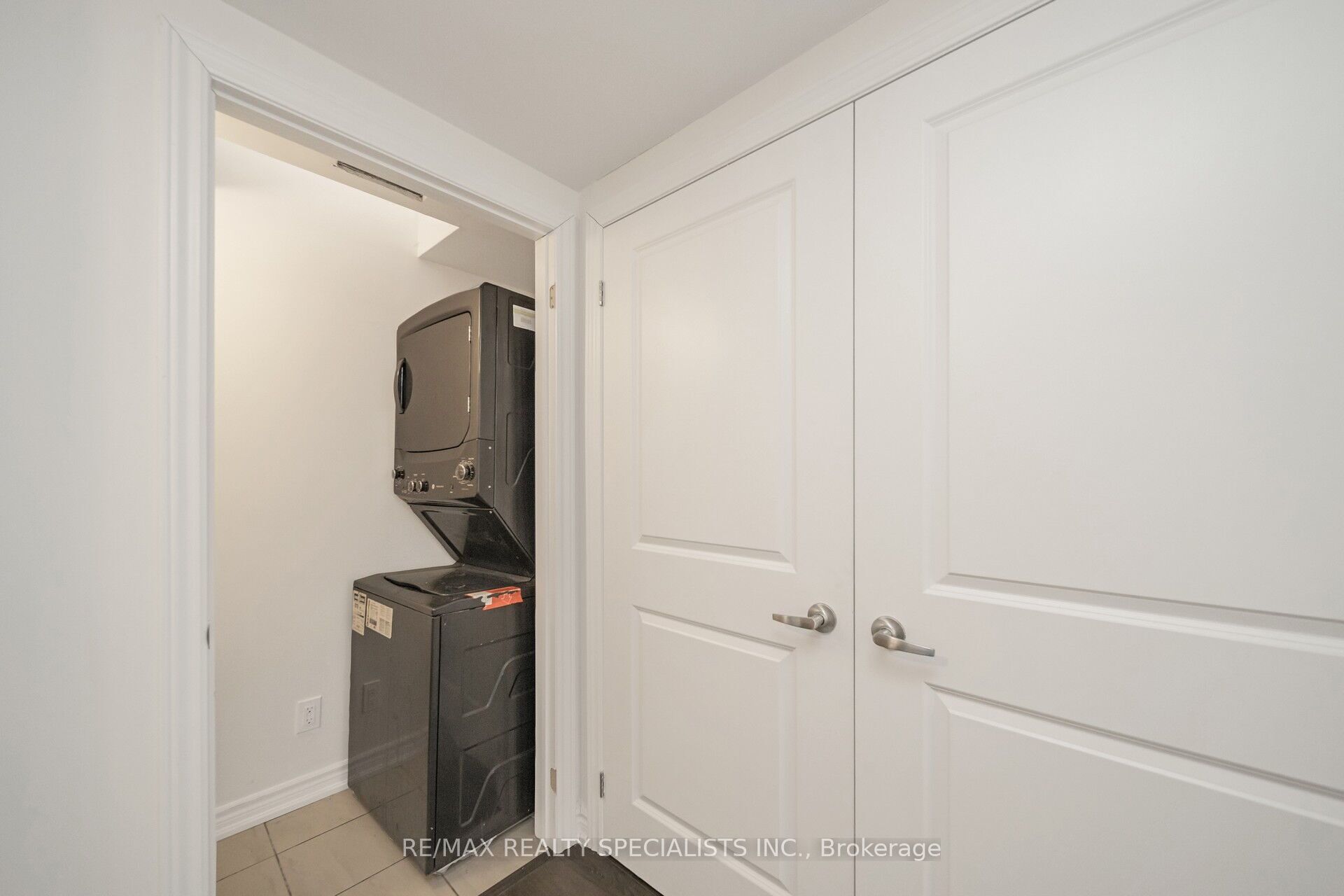 68 First Street, #28