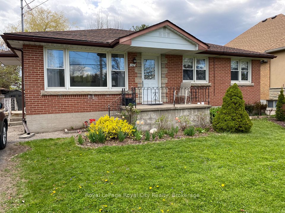 52 Eastview