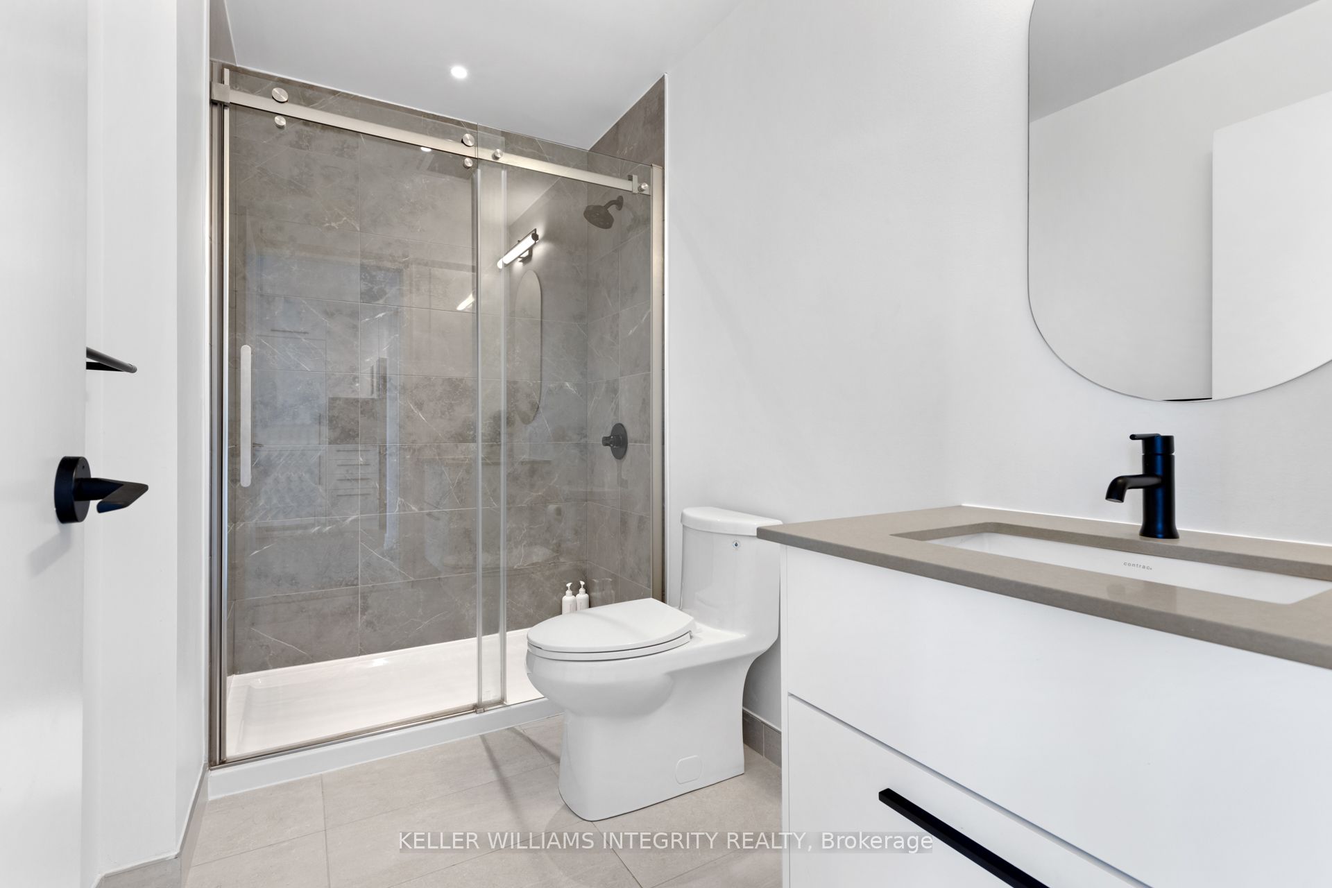 560 Rideau Street, #511