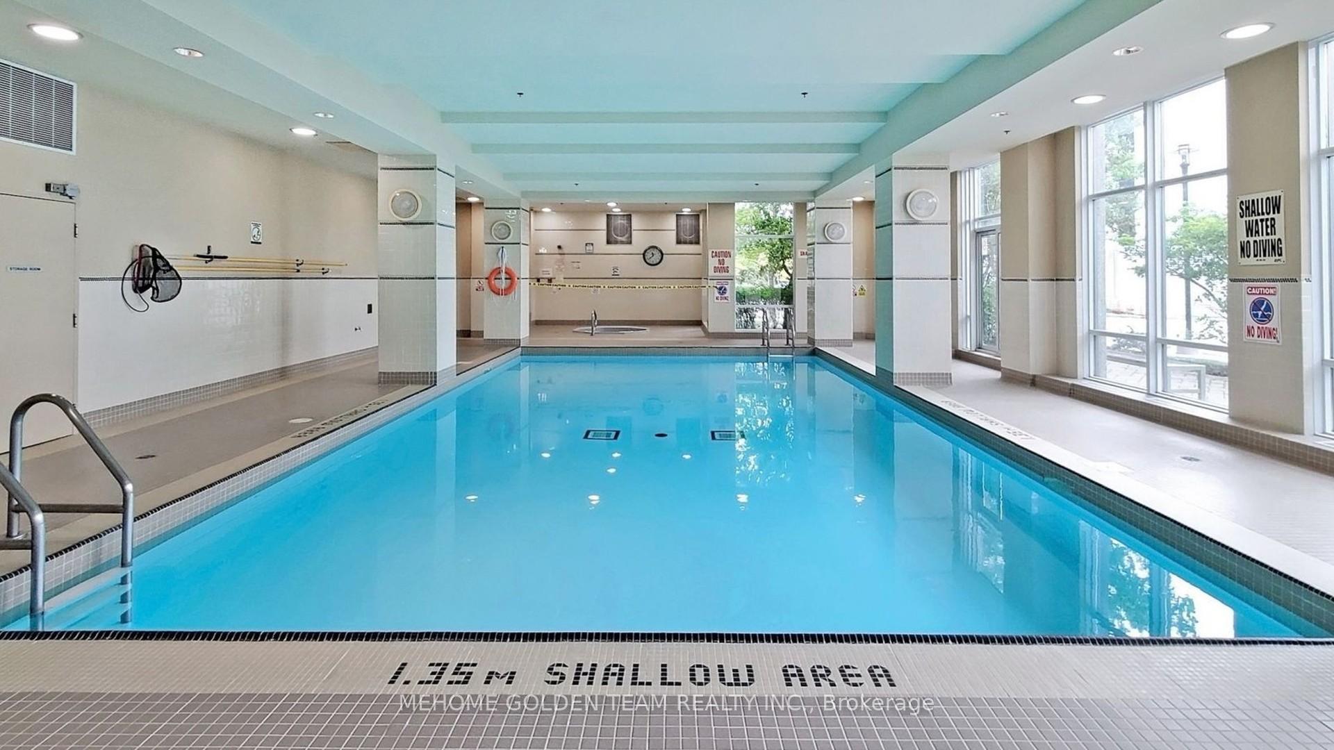 2 Bedrooms Condo at 50 Brian Harrison,  Toronto For sale