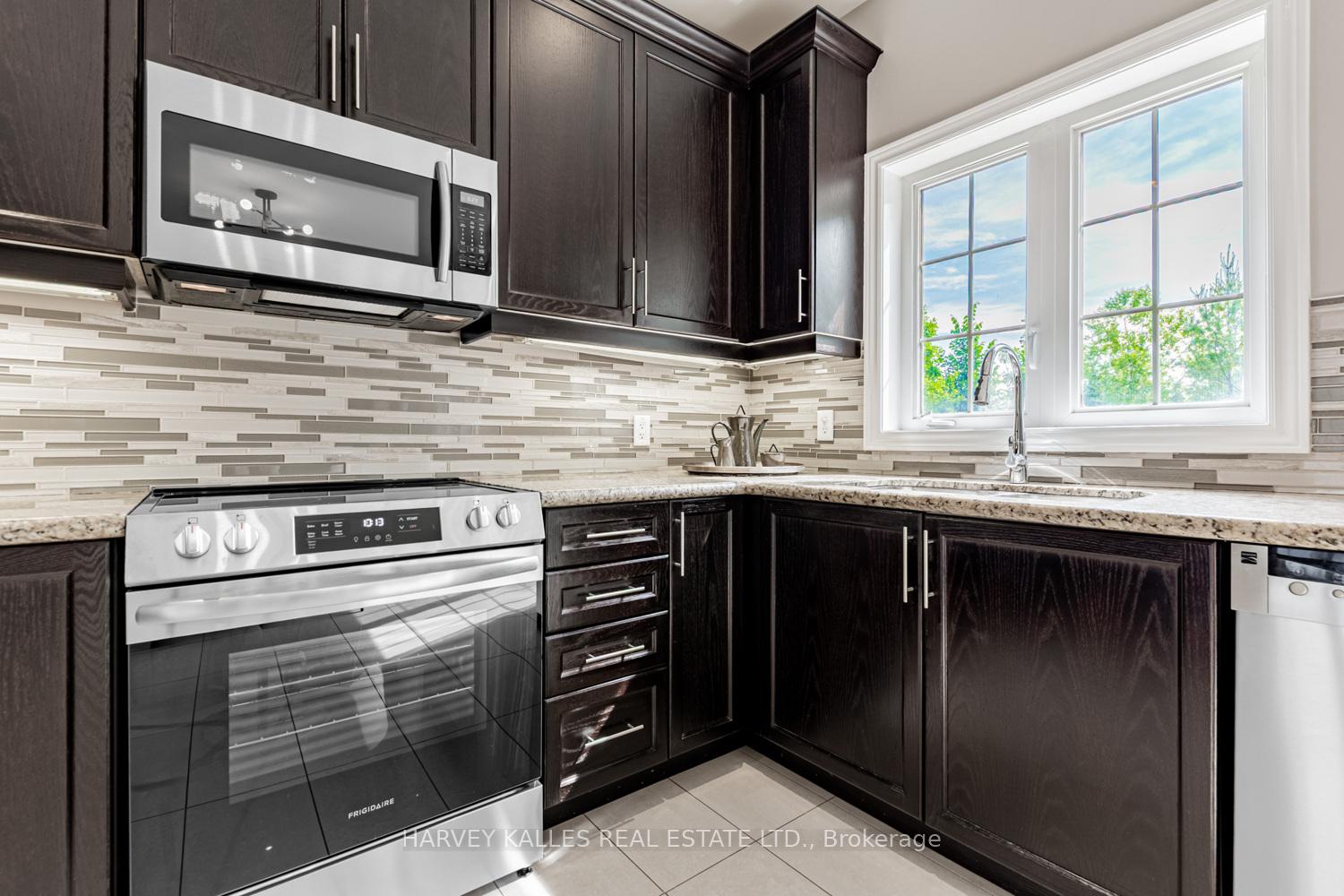 27 Rock Elm Court