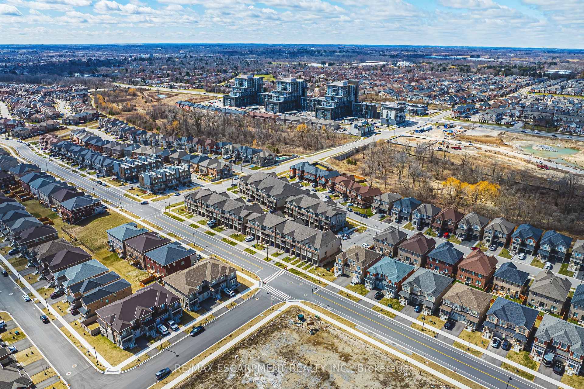 2 Bedrooms Condo at 18 Ridgeside,  Hamilton For sale