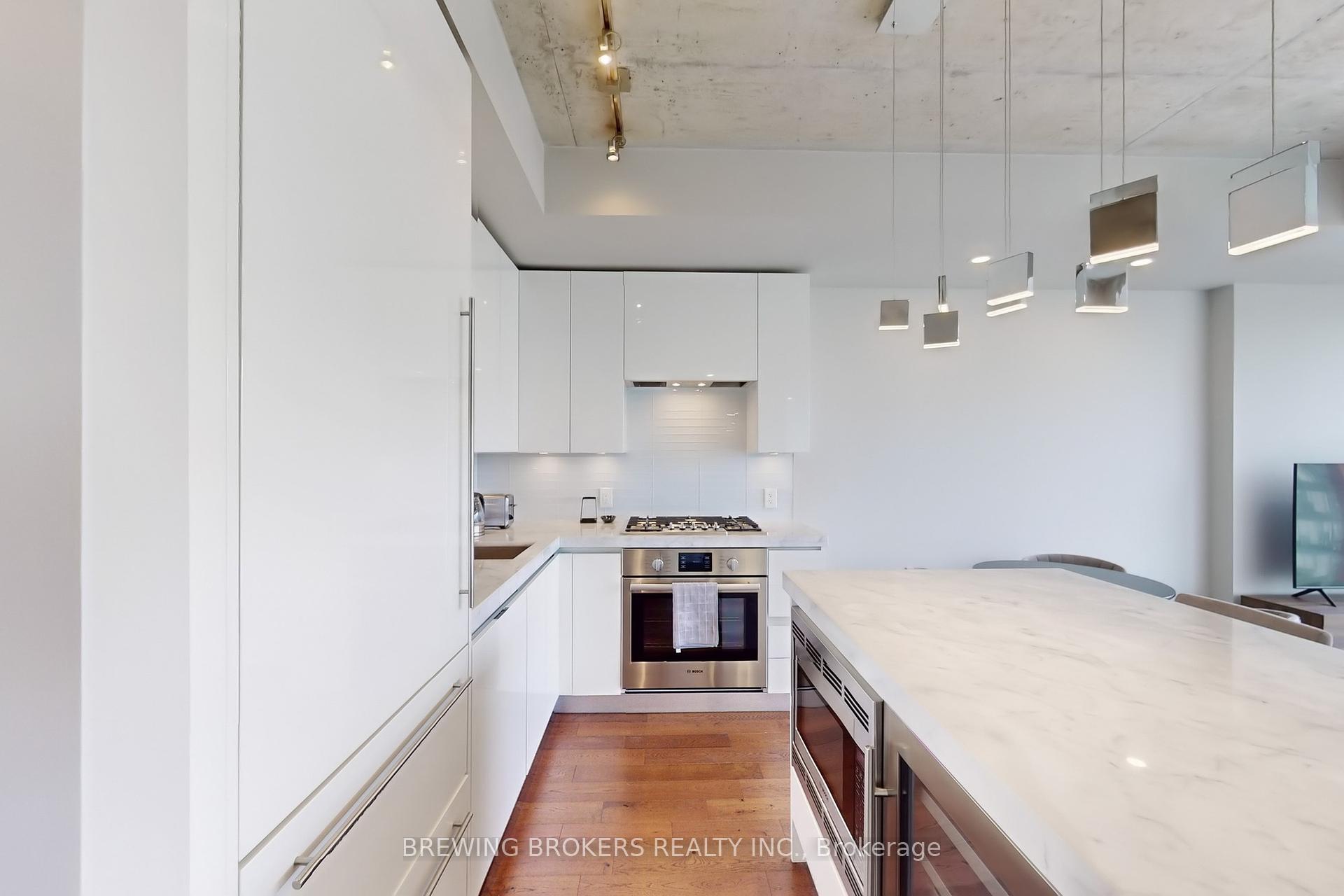 1 Bedroom Condo at 629 King St W, Toronto For sale