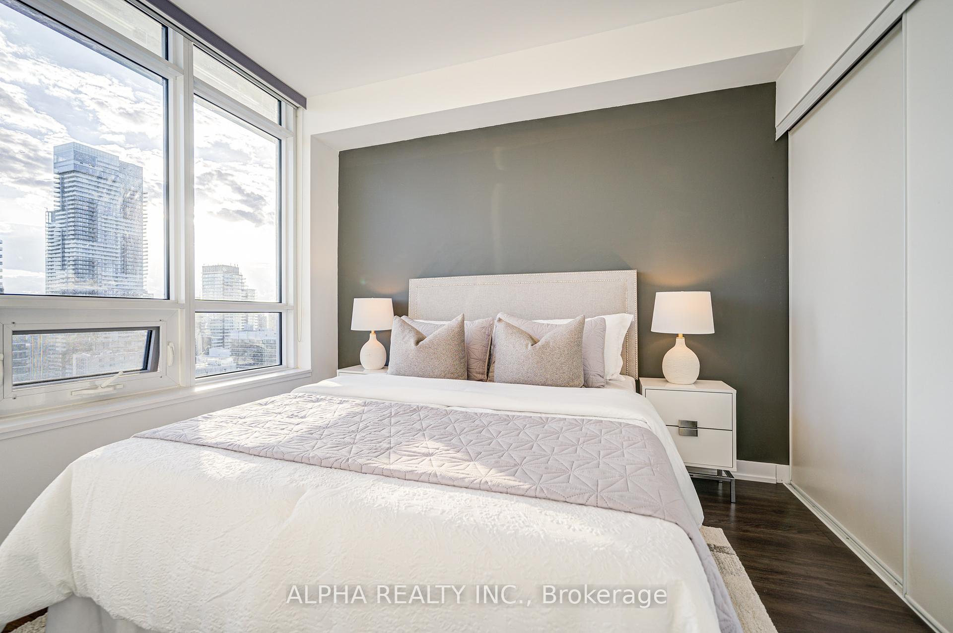 1 Bedroom Condo at 365 Church, Toronto For sale