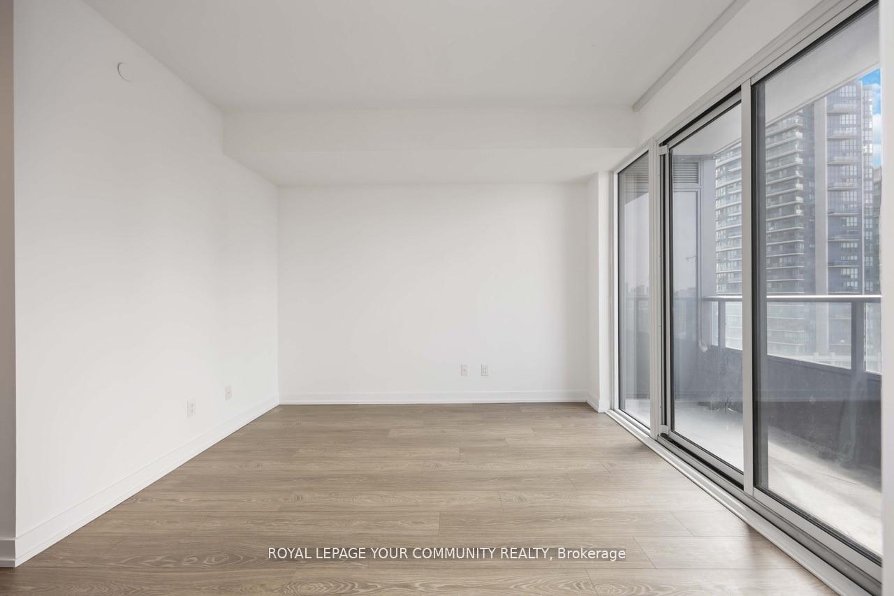 2 Bedrooms Condo at 19 Western Battery, Toronto For sale