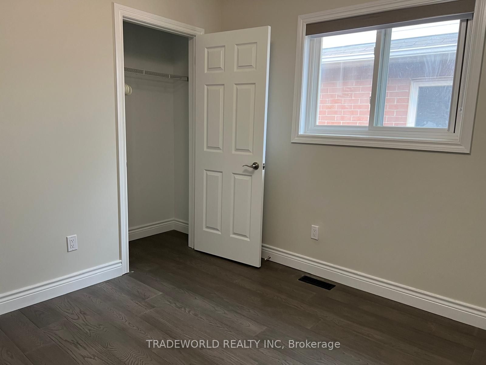 87 Castan Avenue, #1 Bedroom