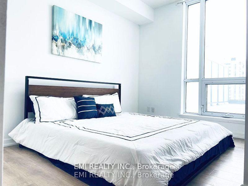 3 Bedrooms Condo at 36 Forest Manor, Toronto For sale