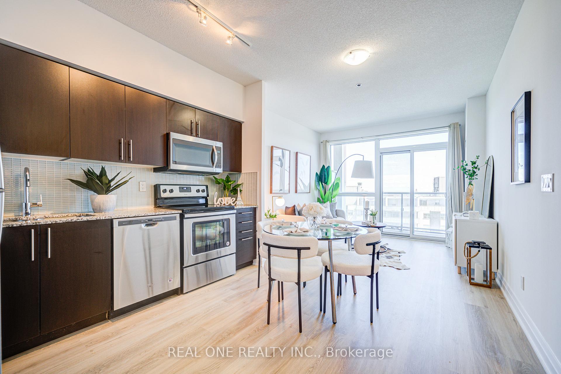 1 Bedroom Condo at 55 SPEERS, Oakville For sale