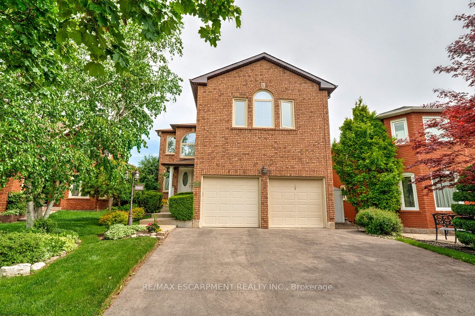 3502 Pintail Circle, Mississauga, ON L5N 6C7
