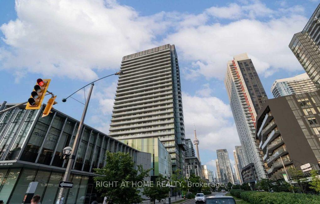 1 Bedroom Condo at 170 Fort York, Toronto For sale