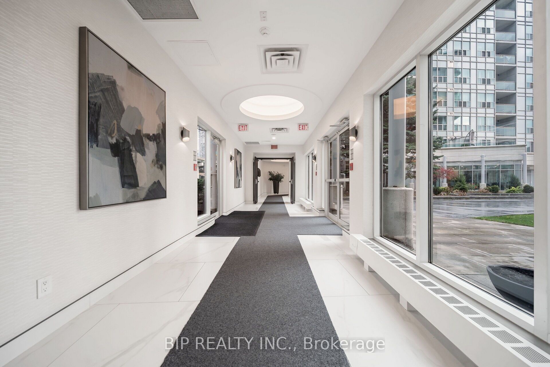 600 Queens Quay W, #SPH16