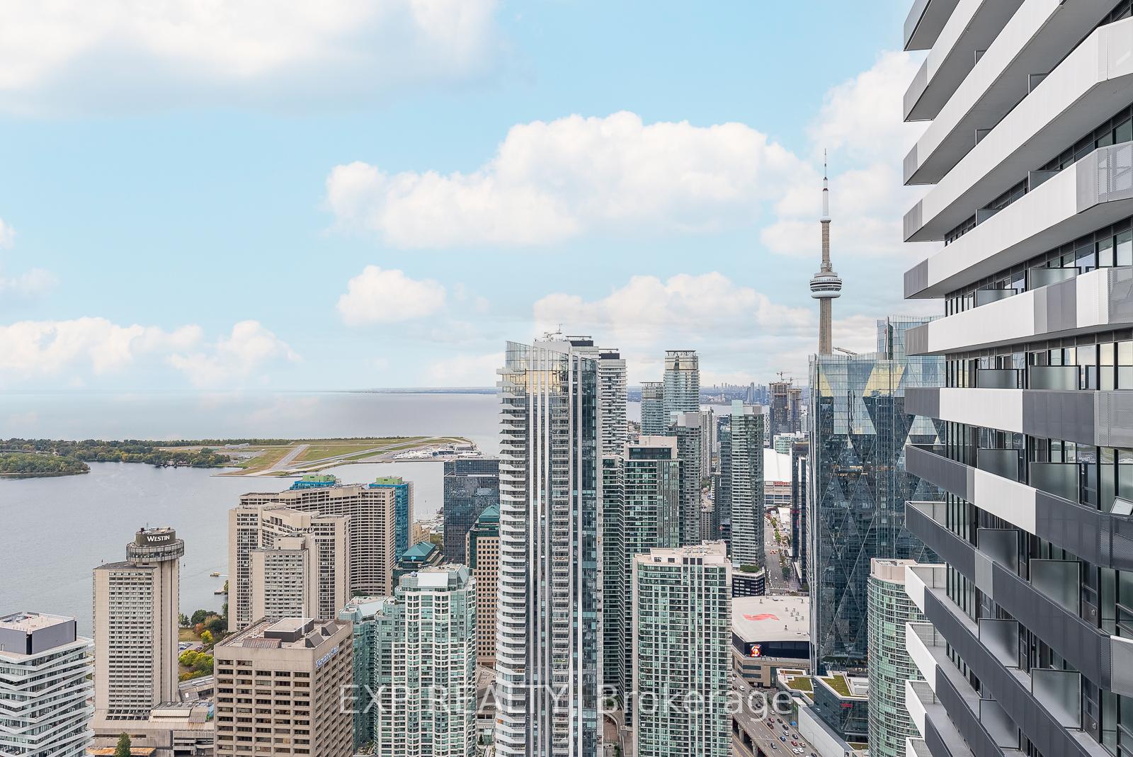 1 Bedroom Condo at 138 Downes, Toronto For sale