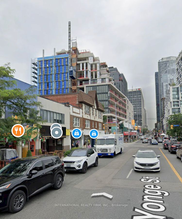 2088 Yonge