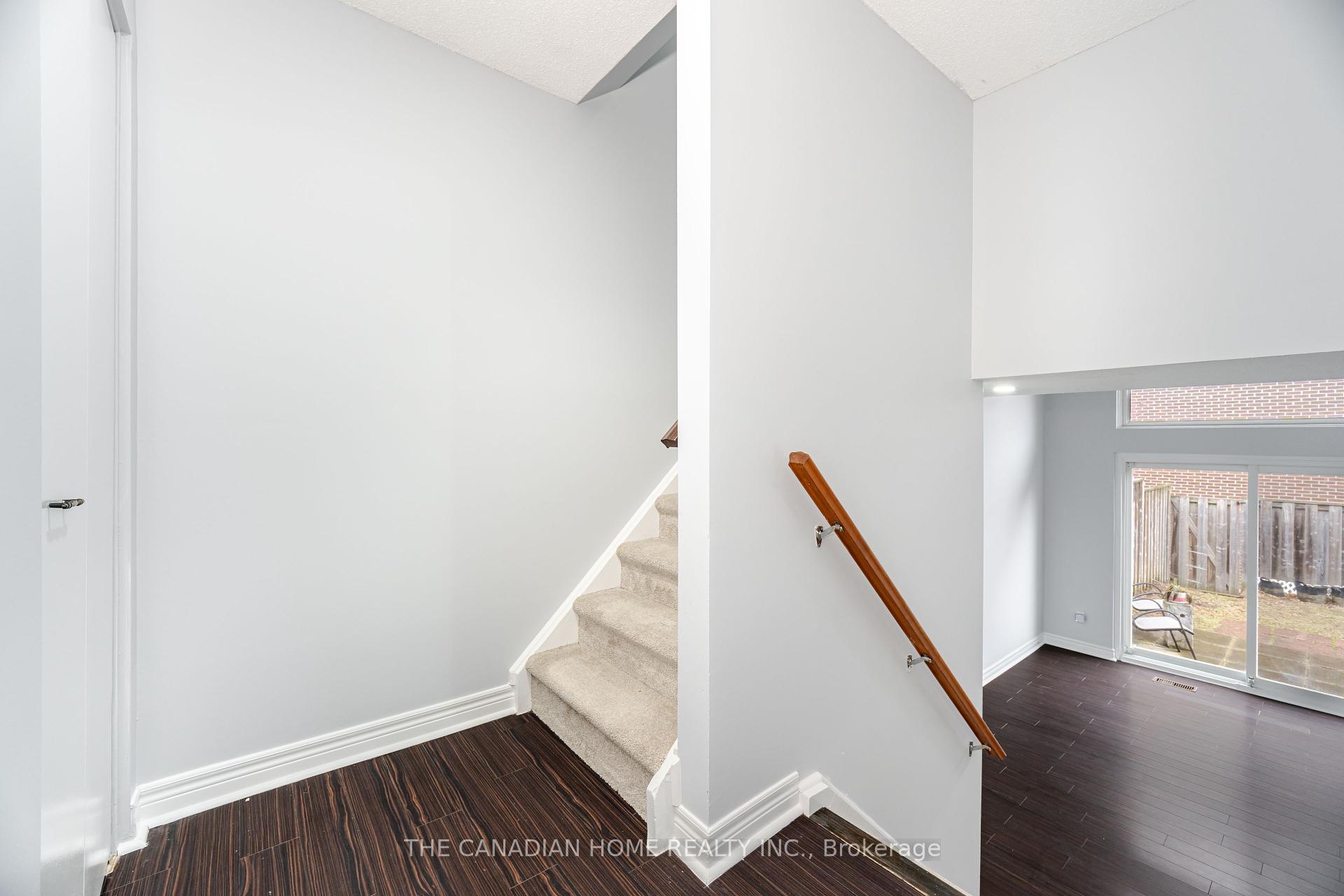 3 Bedrooms Condo at 4662 Kingston, Toronto For sale