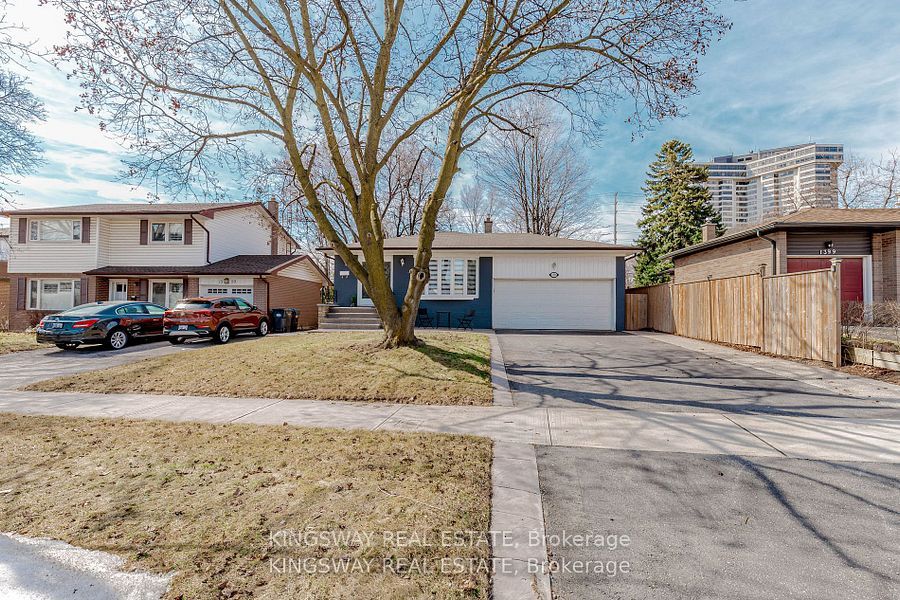 1395 Tyneburn Crescent