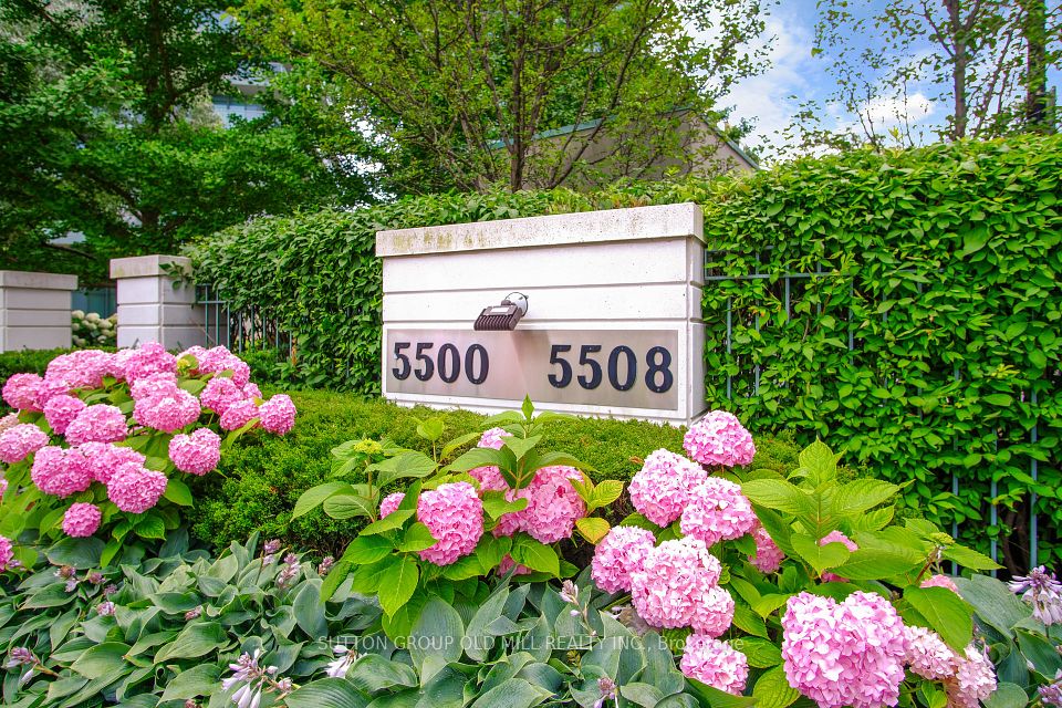 5500 Yonge