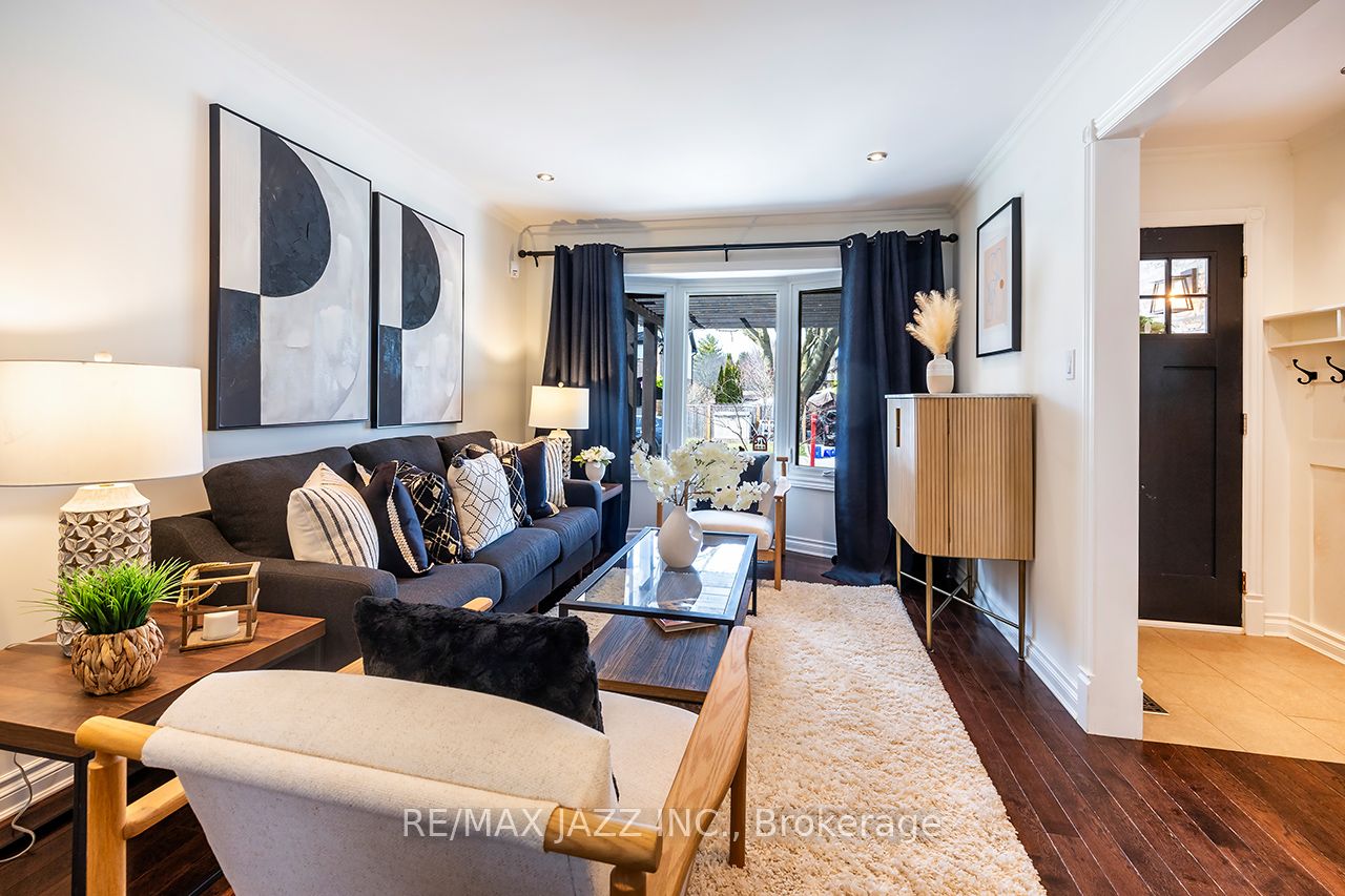 3 Rosewood Court