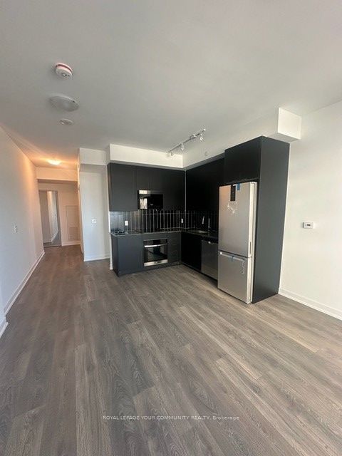 10 Abeja Street, #2213
