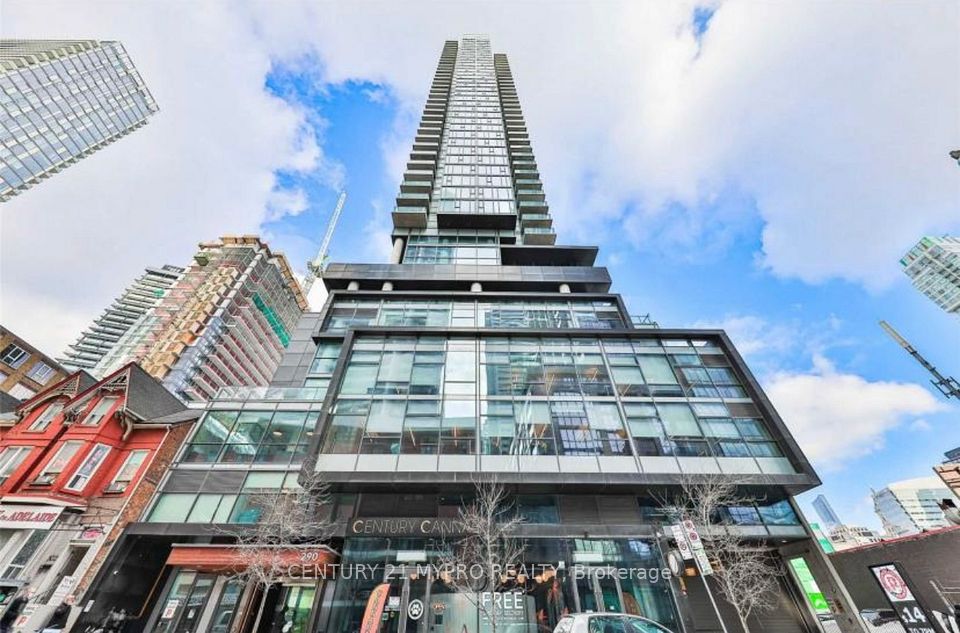 290 Adelaide