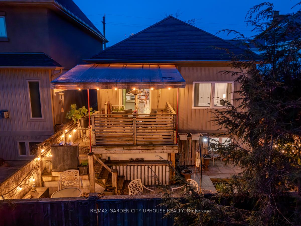 3 CHERRY Street, St. Catharines, ON L2R 5M3