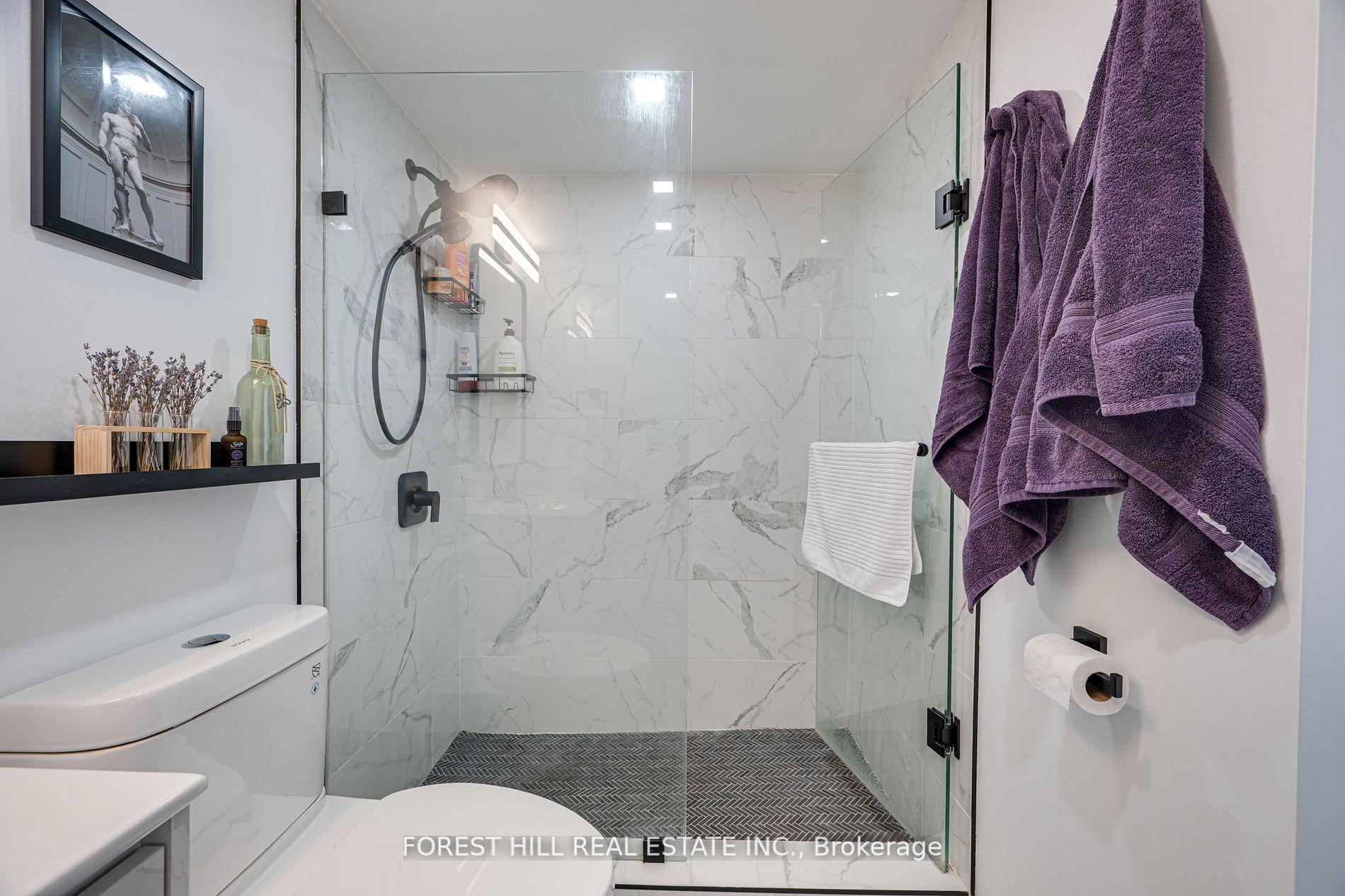 2 Bedrooms Condo at 3077 Weston, Toronto For sale