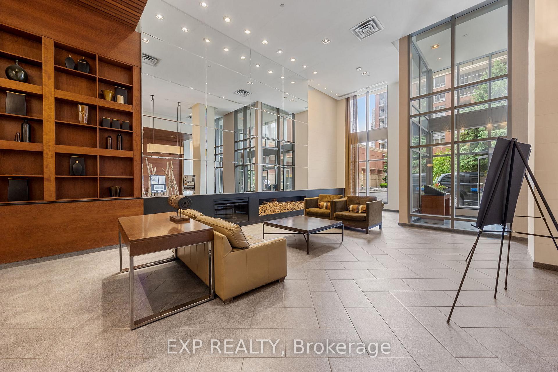 1 Bedroom Condo at 4090 Living Arts, Mississauga For sale